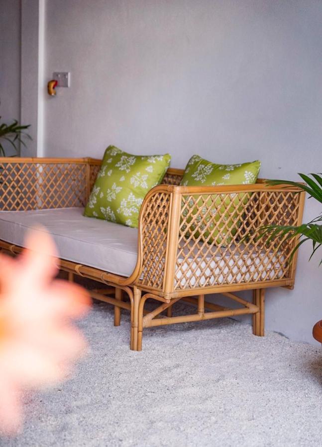 Akiri Dhigurah Hotel Dhigurah  Exterior photo